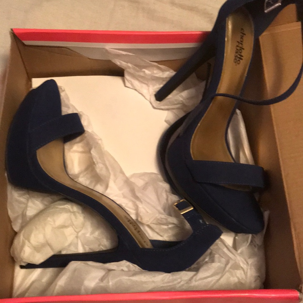 Dress shoes